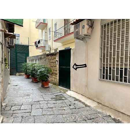 Cesi 13 Lejlighed Napoli Eksteriør billede