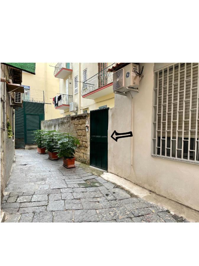 Cesi 13 Lejlighed Napoli Eksteriør billede